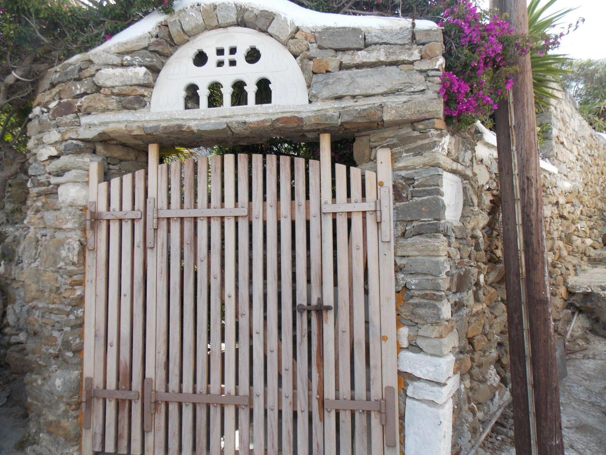 Studios & Suites Rania Mykonos Town Exterior foto